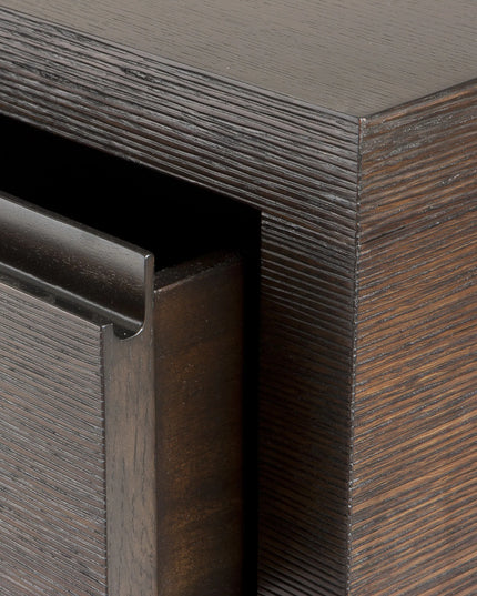 EICHHOLTZ | DRESSER BOWEN