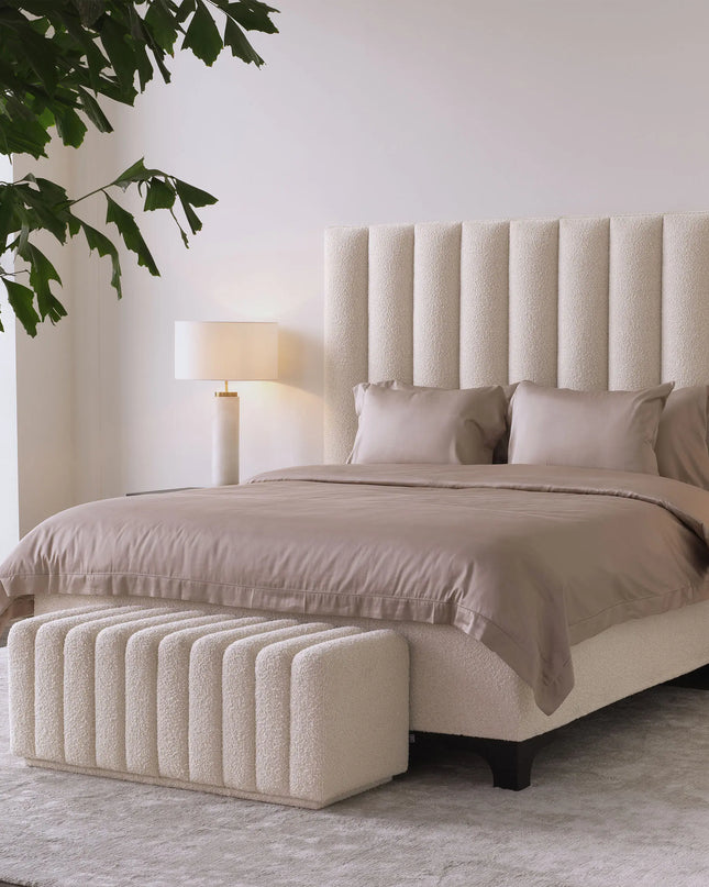 EICHHOLTZ | BENCH BENTE - BOUCLÉ CREAM